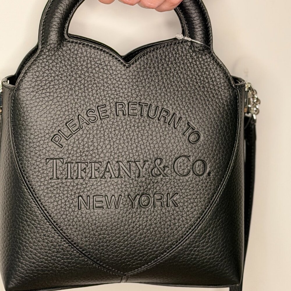 Tiffany & Co. Bucket Bag Heart Purse In Black Leather NWT Authentic